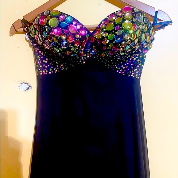 Prom dress size 2 - Picture 4 of 4